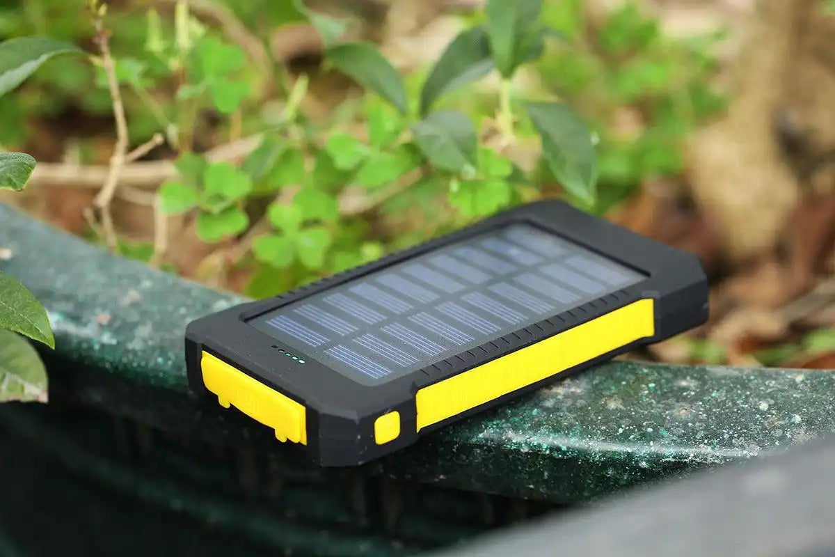 Universal Solar Phone Power Bank